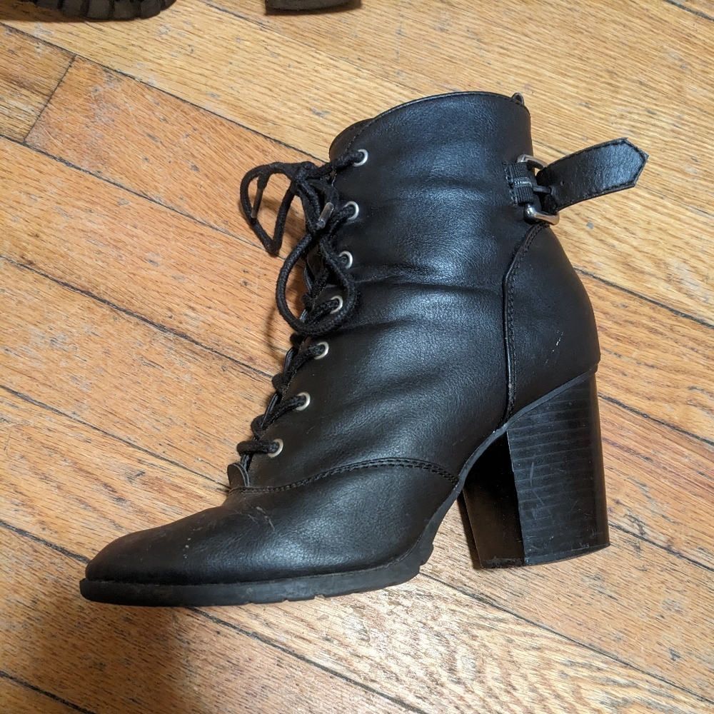 Witchy Black Brash Booties Lace Up Size 7.5 - Picture 6 of 11